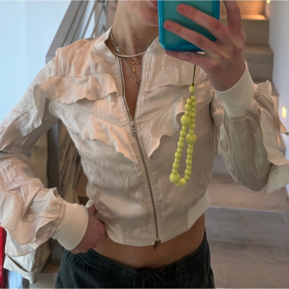 BCBG MAXAZRIA Silk Bomber Jacket Crop Longsleeve Top Off white Ruffle Vintage